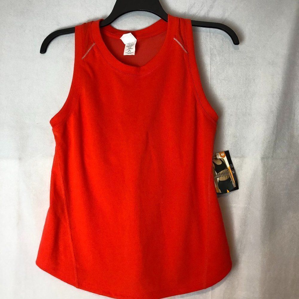 Avia NWT women's size M(8-10) activewear tank Red sleeveless scoop neck       SB
